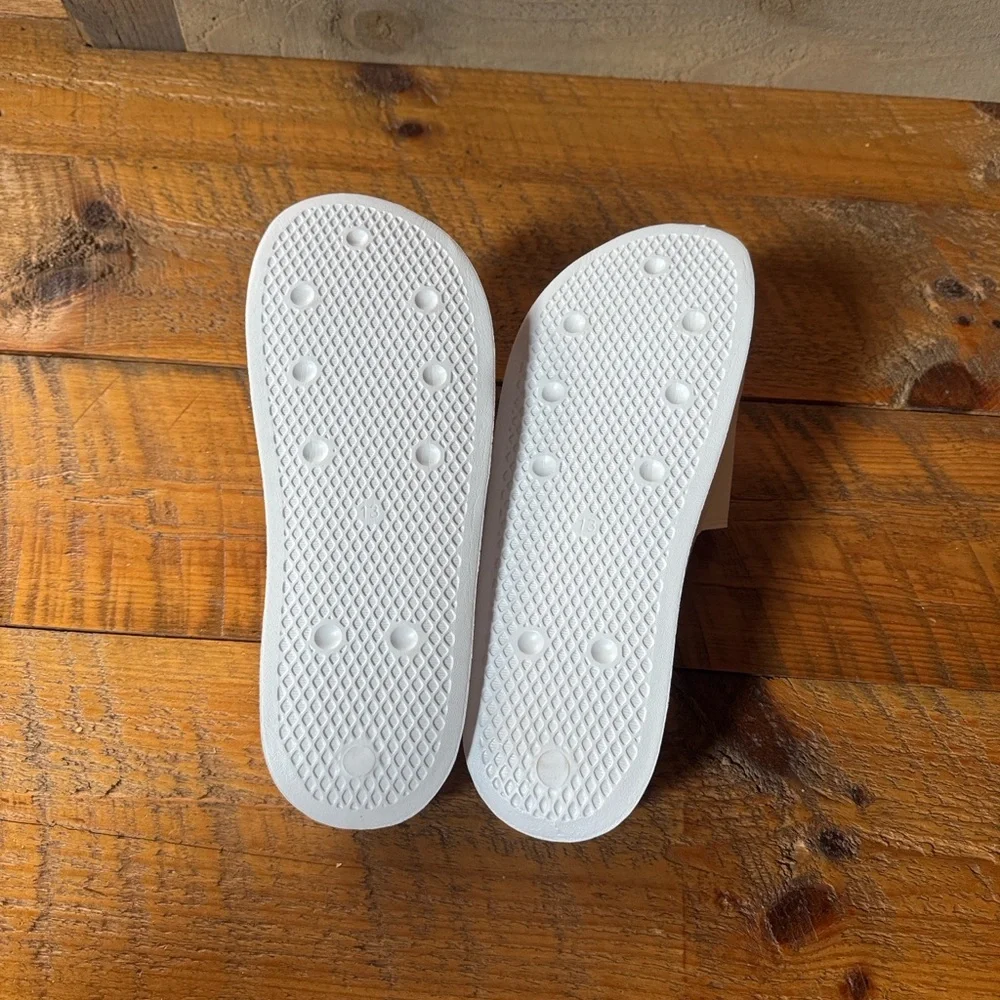Adidas Adilette Lite men’s slide sandals Size 13 White and black New with tag